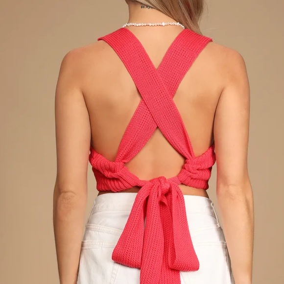 Lulu's Coral Tie-Back Cropped Sweater Tank - Picture 1 of 8